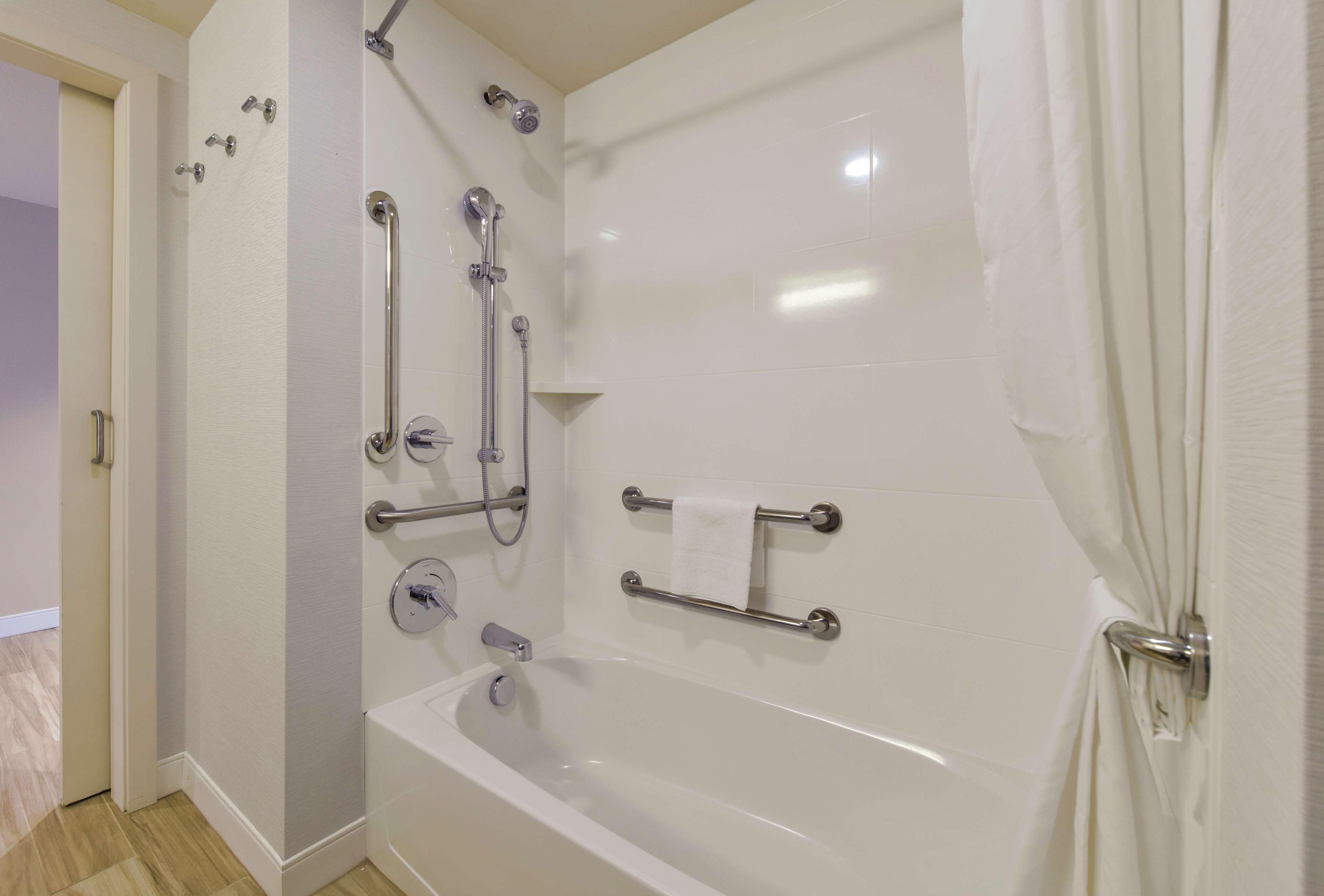 Hampton Inn & Suites Seattle/Redmond Wa Bagian luar foto