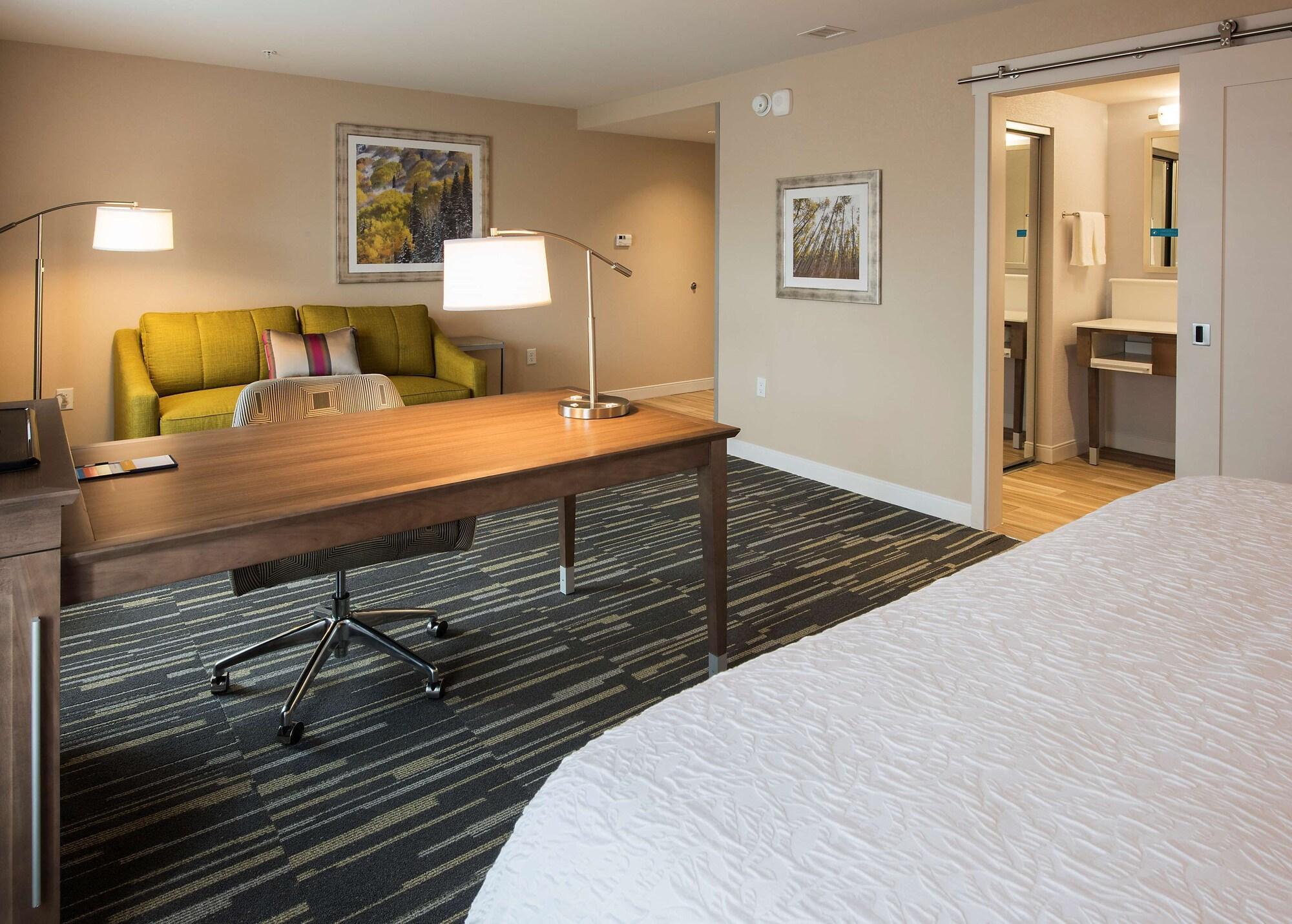 Hampton Inn & Suites Seattle/Redmond Wa Bagian luar foto