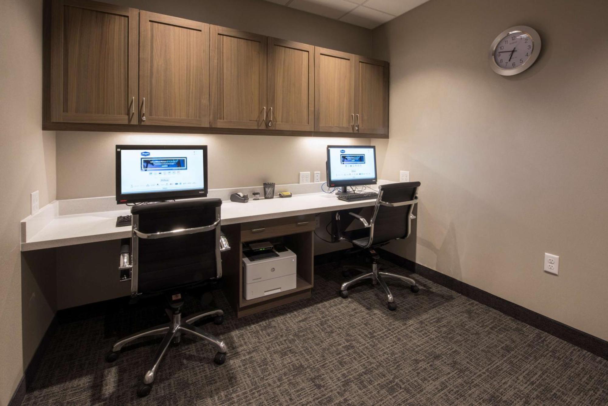 Hampton Inn & Suites Seattle/Redmond Wa Bagian luar foto